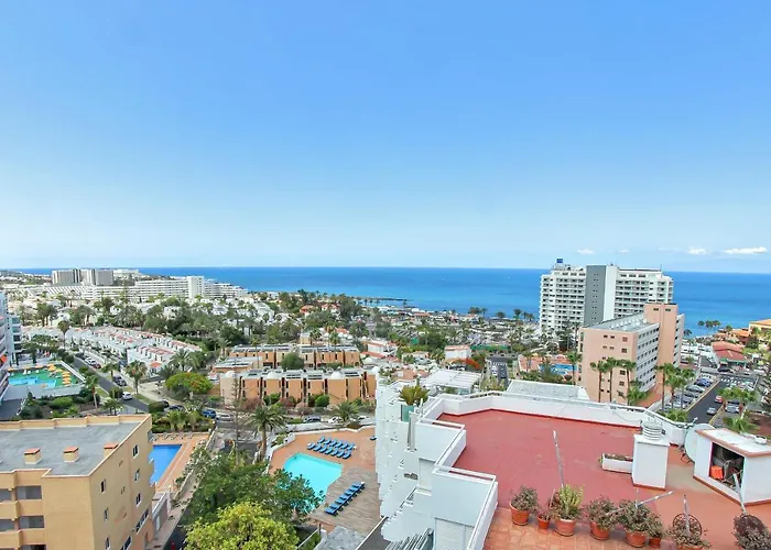 Stylish Modern Studio With Ocean View And Pools, 1001, Ponderosa